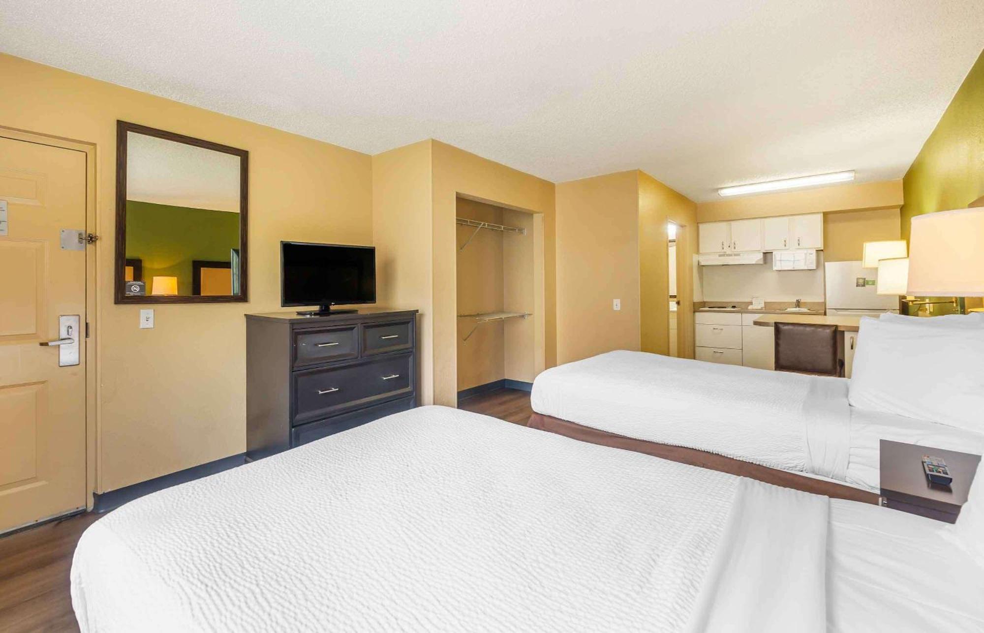 Extended Stay America Suites - Fort Lauderdale - Tamarac Lauderdale Lakes Exterior photo