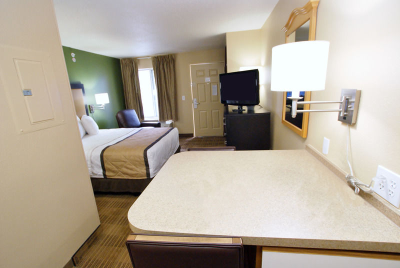 Extended Stay America Suites - Fort Lauderdale - Tamarac Lauderdale Lakes Exterior photo